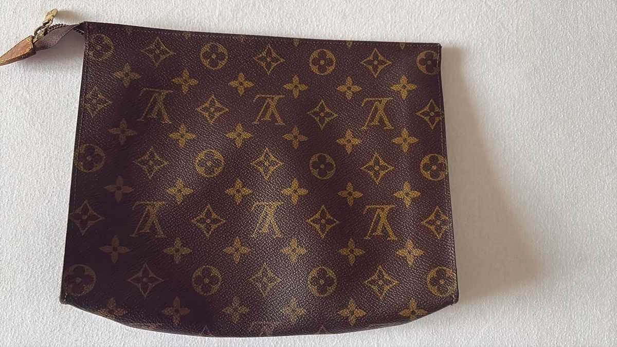 Louis Vuitton Kosmetikkoffer: Trousse Vuitton  – Gebraucht aus Montreux von princessleia