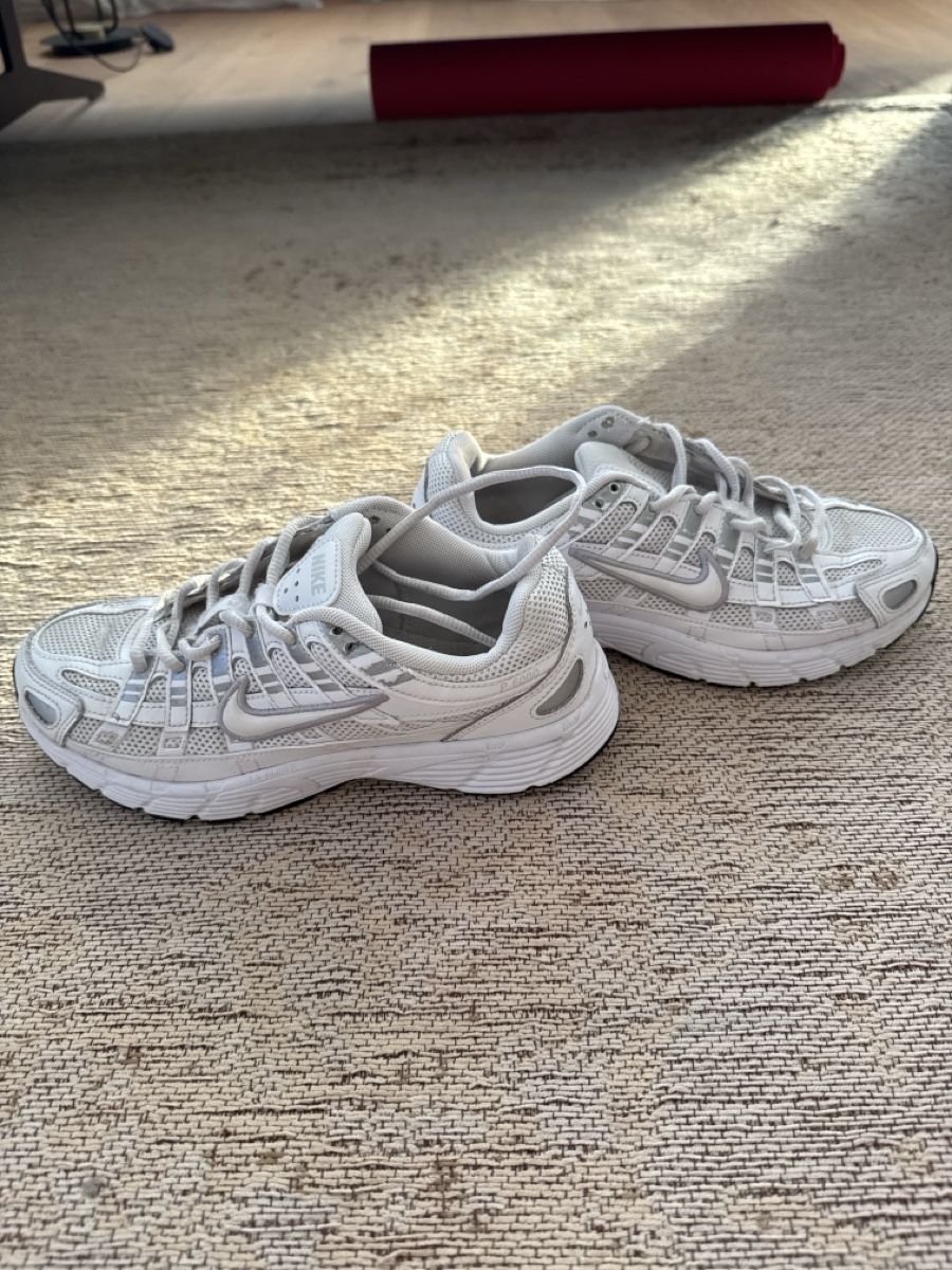 Nike Chaussures hommes: Nike P6000 weiss – D'occasion à Zuzwil SG par DanielaB46 2