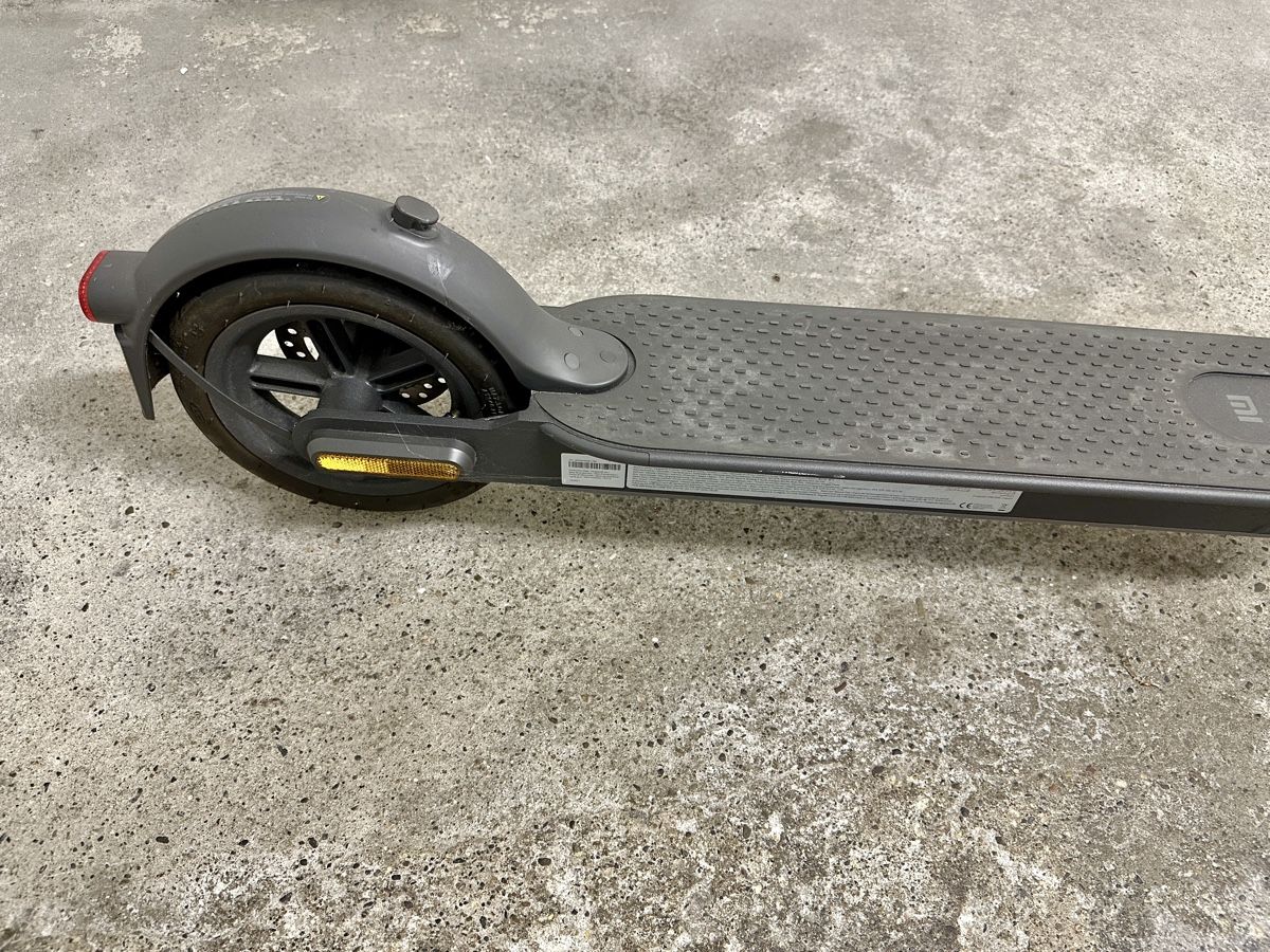 Scooter: Mi Electric Scooter Pro 2 – Usato da Zürich venduto da 4meret 4