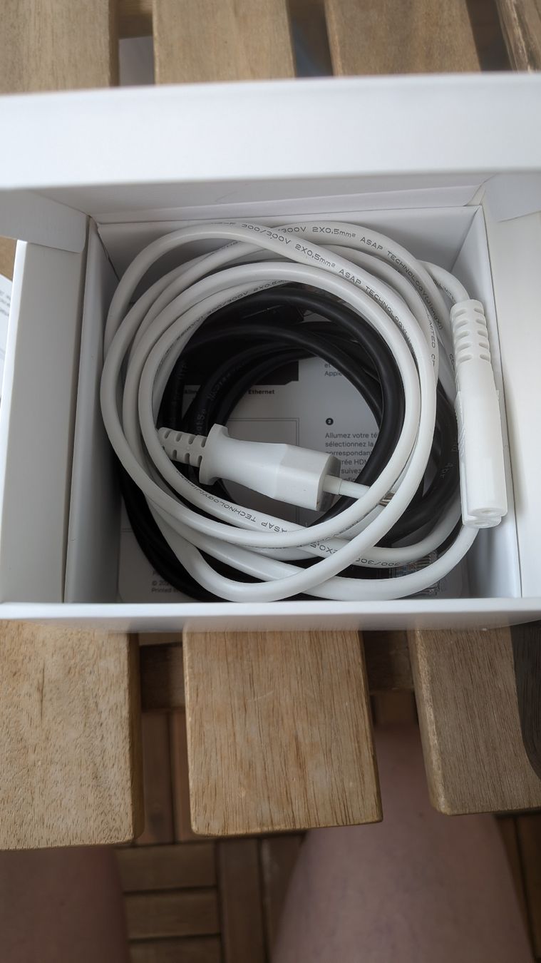 Apple Applications: Apple TV Box – Neuf (Voir description) à Uetendorf par Aduser 1