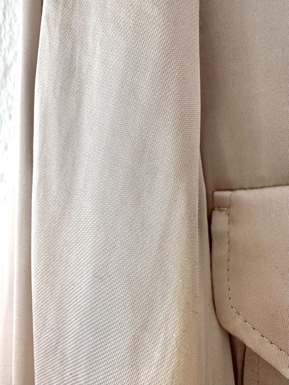 H&M Camicette: Schön fallende Bluse in Seidenoptik von H&M – Usato da Bern venduto da Fraeuleinhonig 4