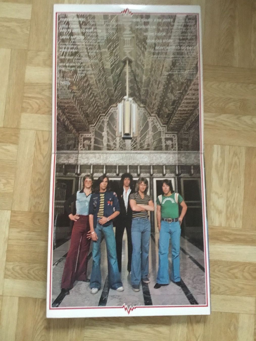 Dischi in vinile: Earthquake / 8.5 – Nuovo (secondo la descrizione) da Kreuzlingen venduto da Schuggerman 2
