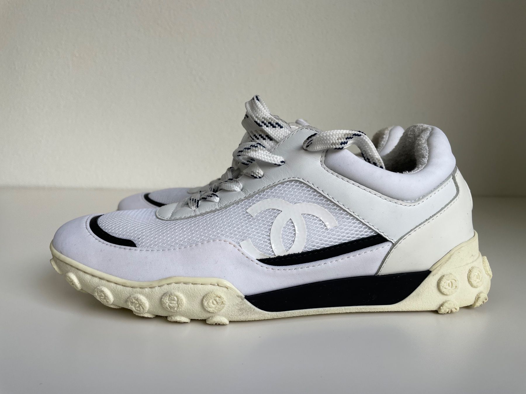 Chanel Scarpe da donna: Chanel Sneakers – Usato da Winterthur venduto da 11.11 3