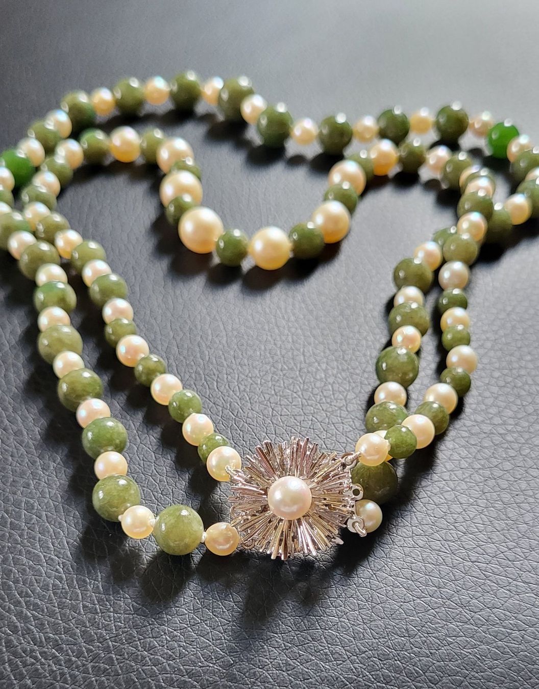 Catenine: 585 Weiss Gold Perlen und Stein Collier – Usato da Wald ZH venduto da Dasilver 1