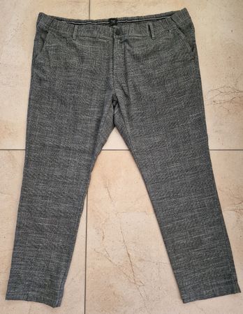 Herren-Hose mit Karomuster in grau