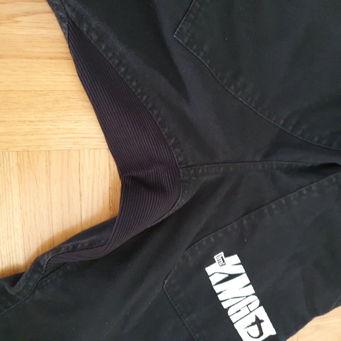 Pantaloni: Training d'entrainement noir enfant 6ans – Usato da Prilly venduto da RoDyRe 1