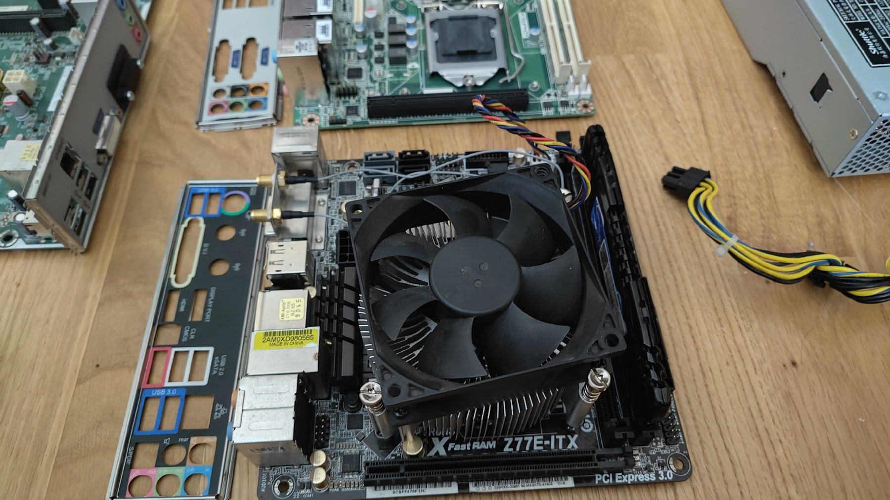 Intel PC: Mainboards und Netzteile Intel i3-3470, Diverses Zeug – Difettoso da Gümligen venduto da JohnnyOnyx 3
