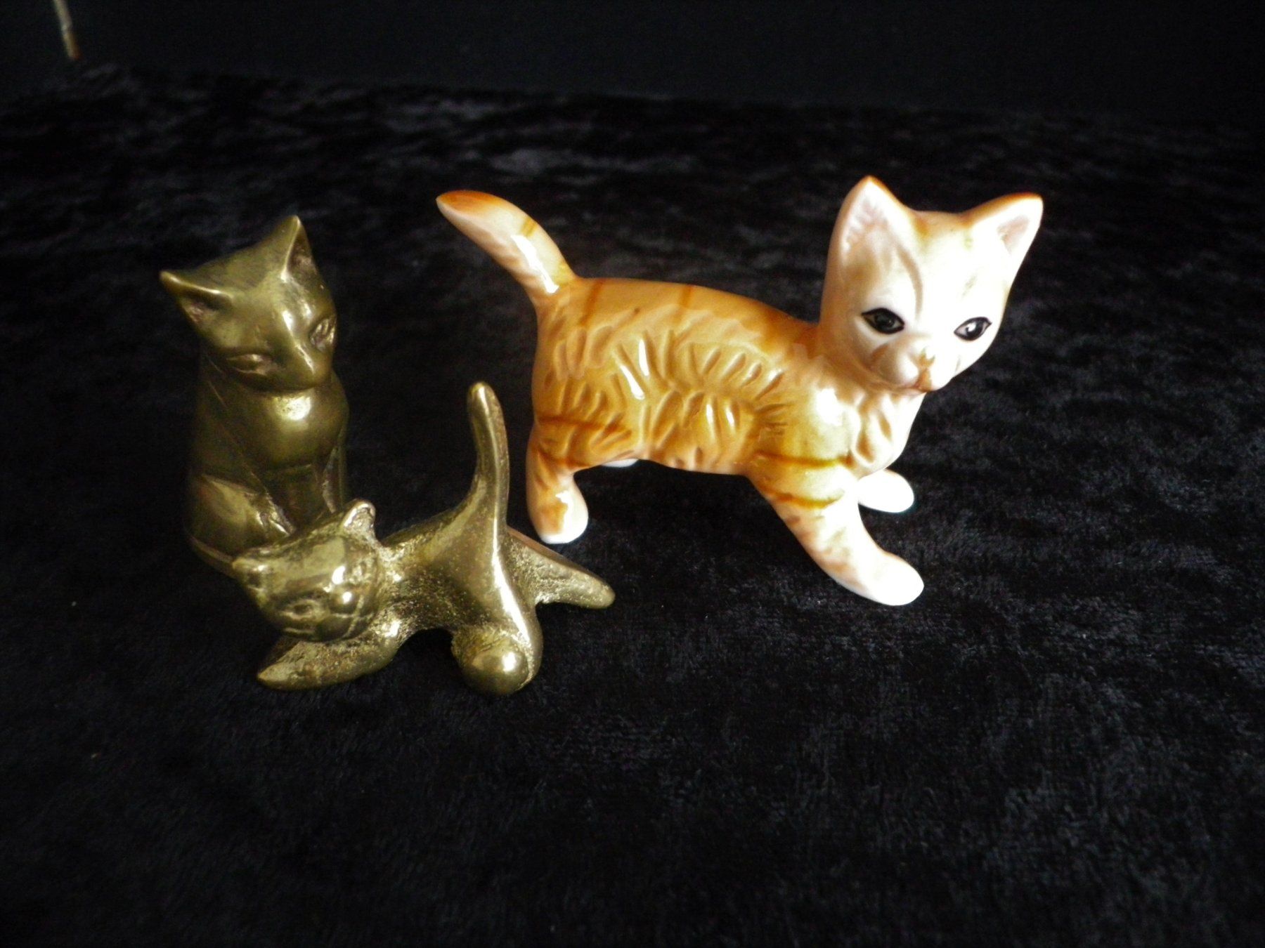Figuren: 3 kleine Katzen – Gebraucht aus Reinach von Mietze 5