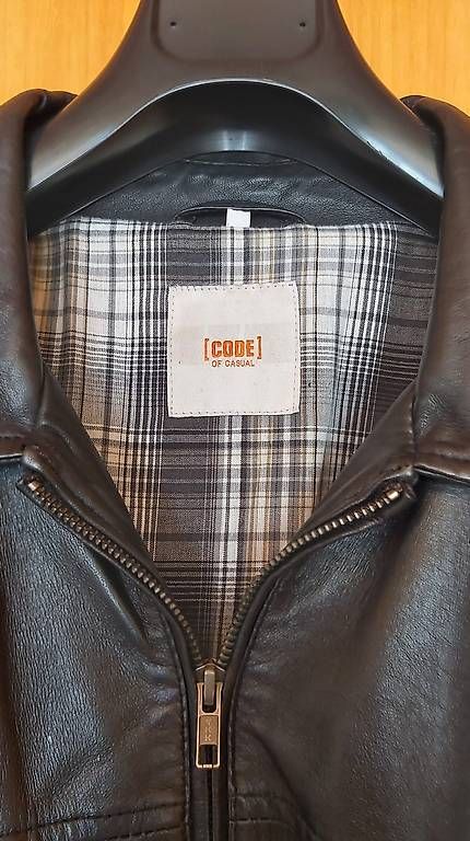 Giacche: Lederjacke XXL oder Gr.56 schwarz  – Usato da Uetendorf venduto da Neuenberg 2