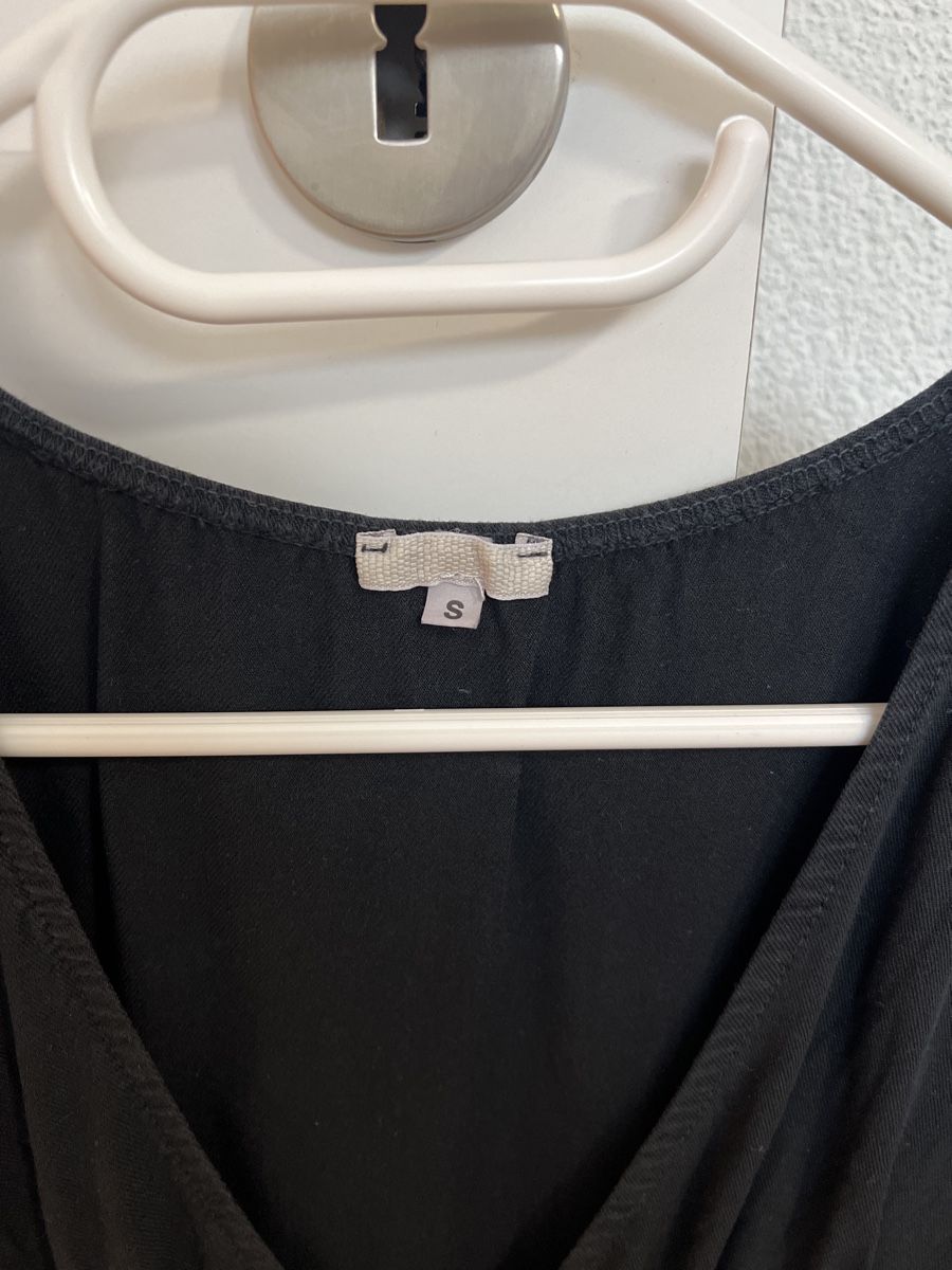 Vestiti: Elegantes Schwarzes Sommerkleid Gr. S – Usato da Feldbrunnen venduto da soon-nam 1