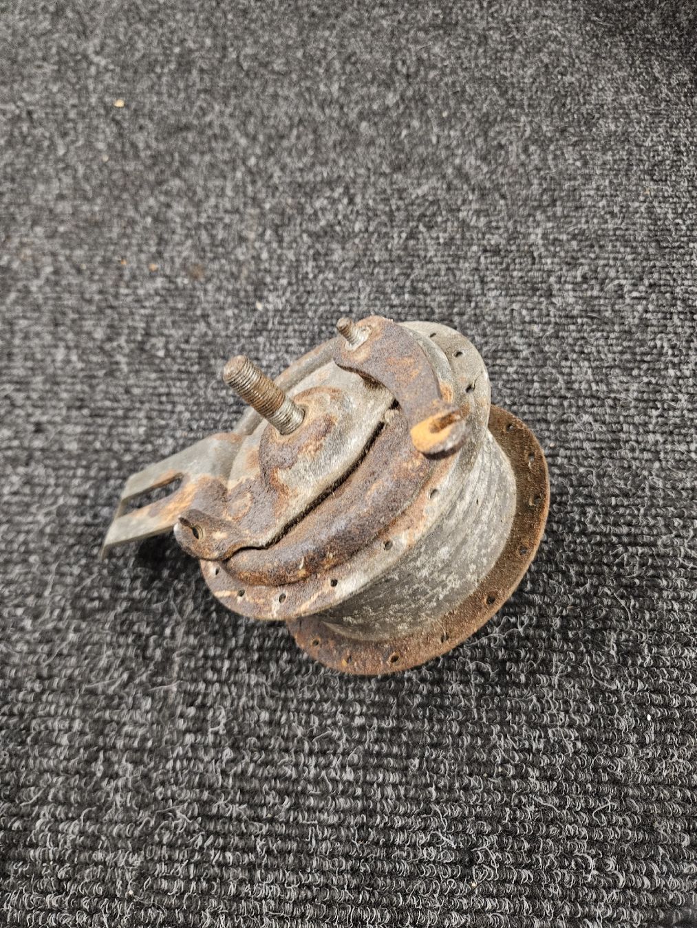Sachs Pièces pour mobylette: Sachs 503 Voderrad Speichennabe  – D'occasion à Mellingen par Mech-Service