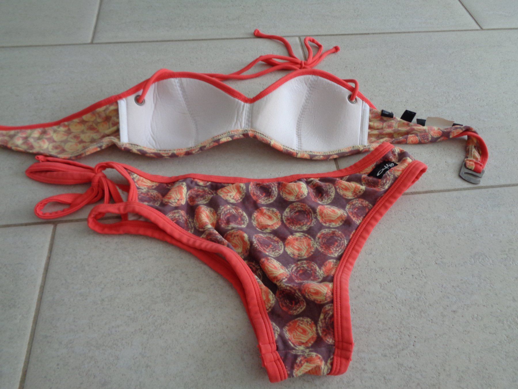 Oakley Badekleider & Bikinis: OAKLEY BIKINI GR.S A – Gebraucht aus Rotkreuz von Samballi 1