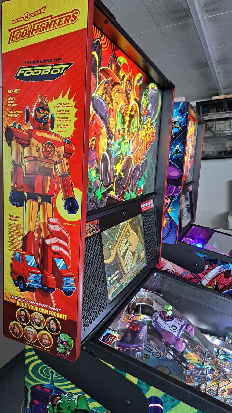 Stern Pinball Flipperkästen: Flipperkasten Foo Fighters Premium – Gebraucht aus Wil von meinflipper 2
