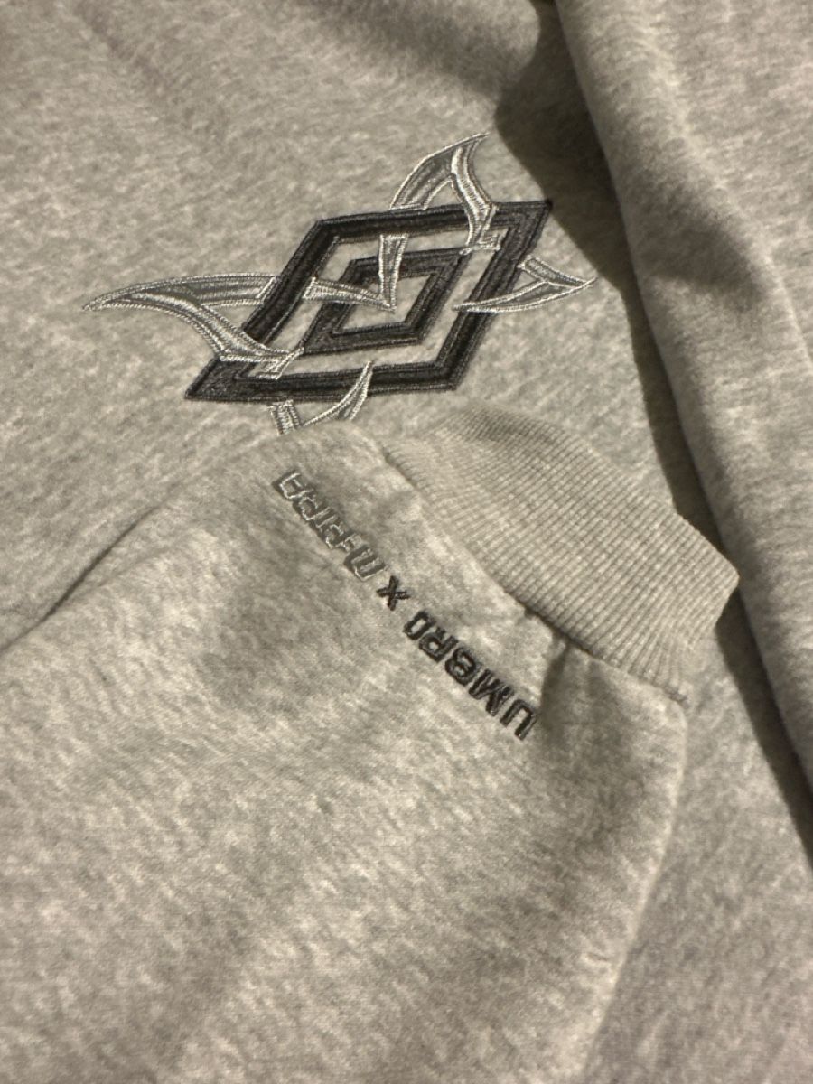 Pulls & Sweat-shirts: Sweat Metra X Umbro taille M  – Neuf avec emballage d'origine à Renens VD par acc_x6fw 2