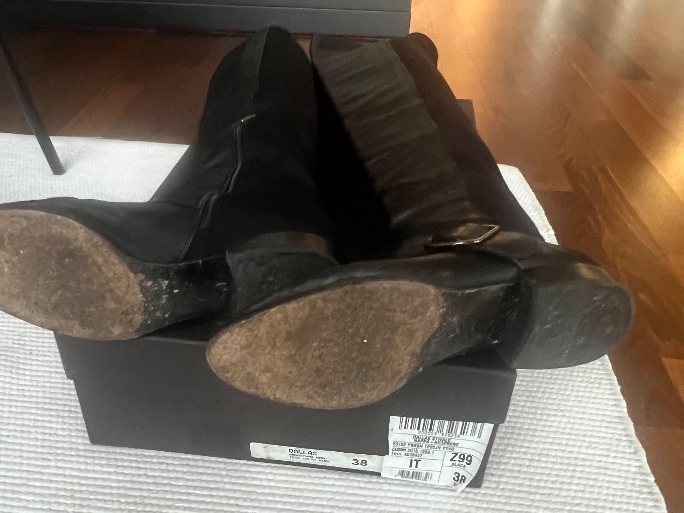 Pinko Scarpe da donna: PINKO leather over-the-knee boots 38 – Usato da Zürich venduto da s4mister 4