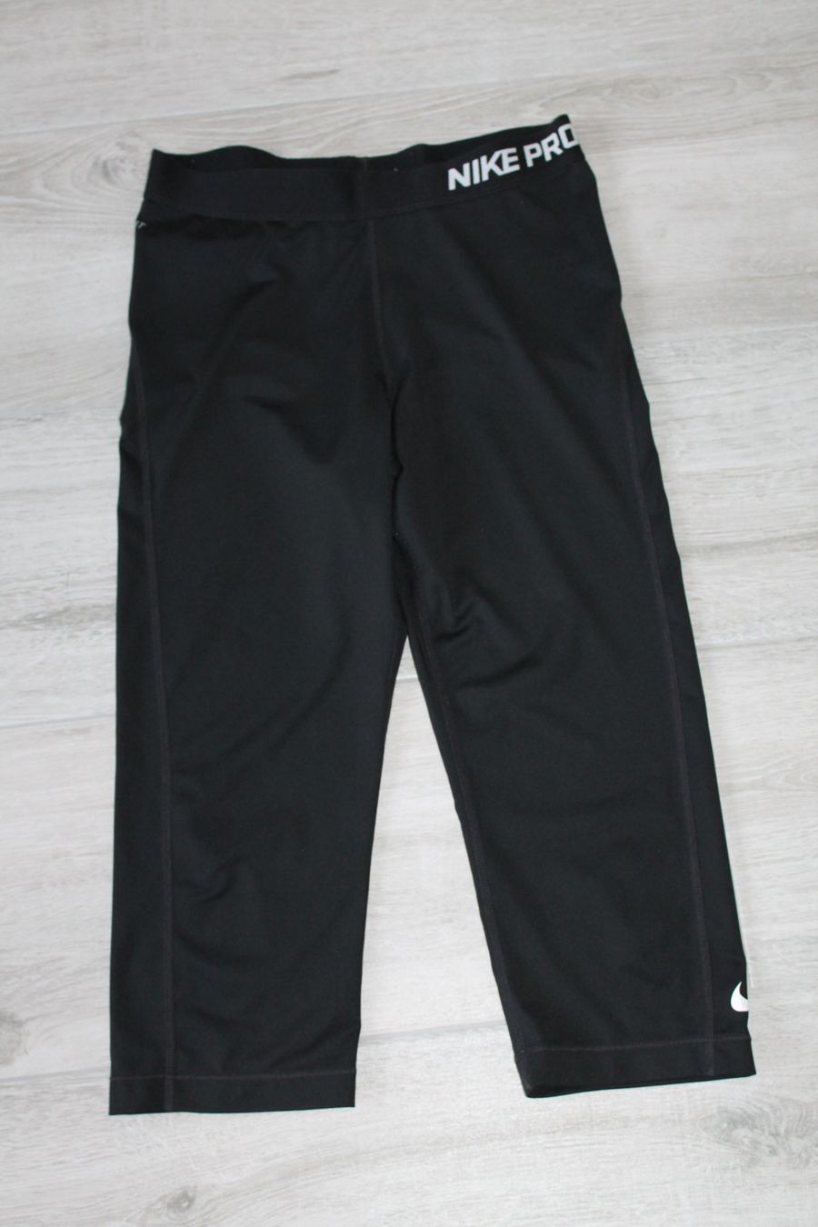 Nike Leggings: Leggins NIKE Pro taille L – Usato da Chez-le-Bart venduto da jasse 1