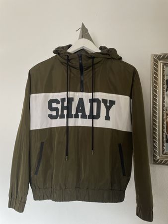 Windbreaker La Shady oliv mit Kapuze Grösse S 36 