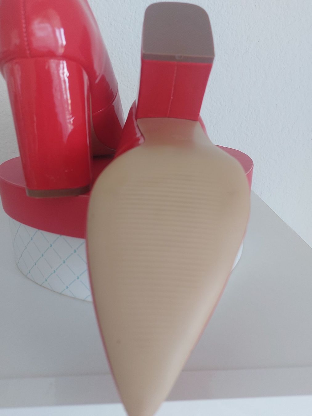 Damenschuhe: Schuhe Gr. 36, rot, NEU – Neu (gemäss Beschreibung) aus Au ZH von mar_6z5k 5