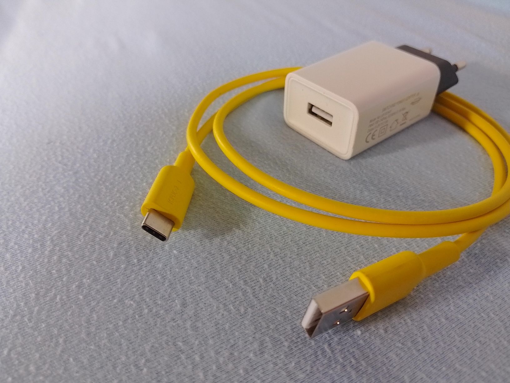 Chargements: Ladegerät Smartphone Handy – Neuf (Voir description) à Eglisau par sch_m6rw