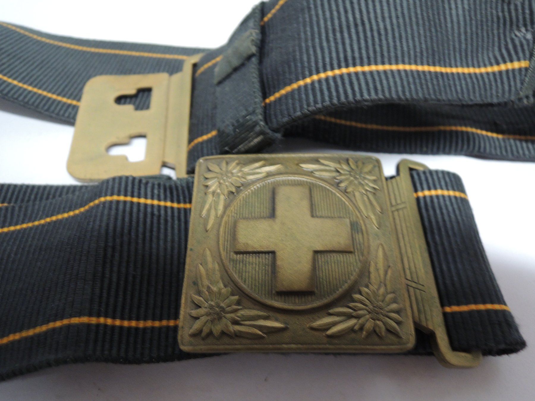 Schweizer Armee Uniformi: Schweizer Armee Offiziergalagurt – Usato da Uznach venduto da rut_xrx5 1