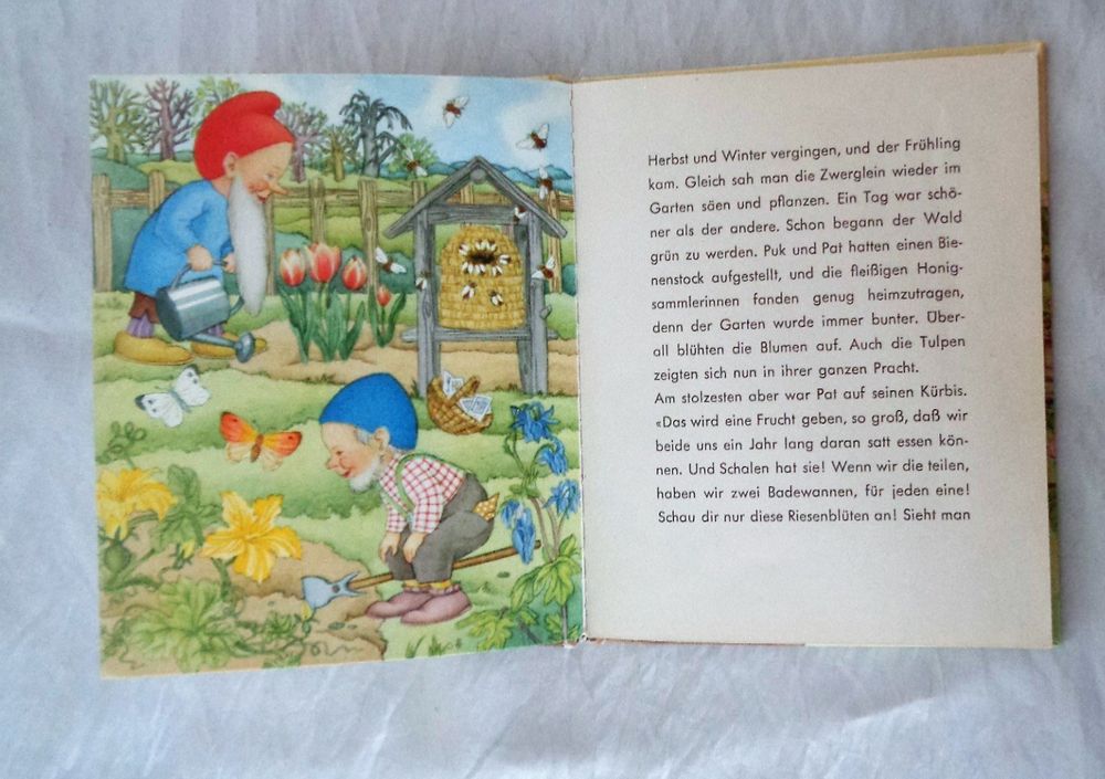 Die Zwerge Puk und Pat im Garten / Kleines Bilderbuch 1959 Kaufen auf