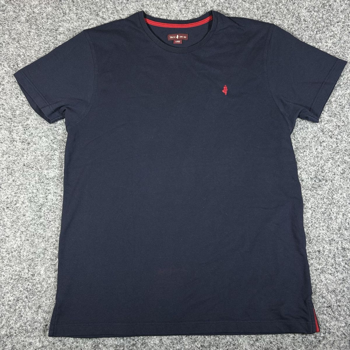 Marlboro T-shirt: Marlboro MCS Shirt Large  – Usato da La Sagne NE venduto da Matlasape
