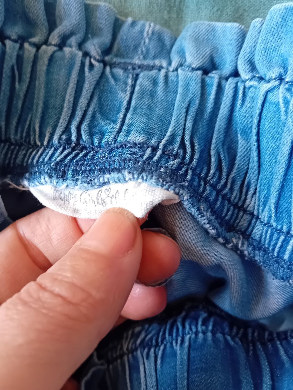 Pantaloni: Girly Denim Sommershorts, Gröss 110 – Usato da Romanshorn venduto da milenva 1