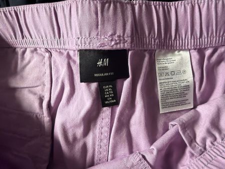Shorts H&M violette taille XL état comme neuf