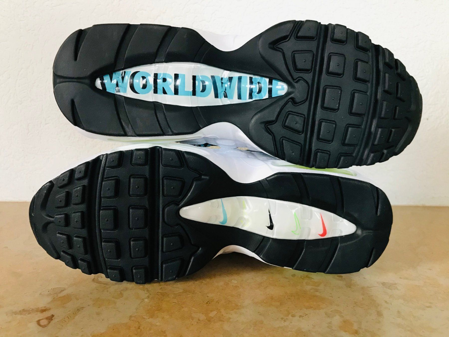 Nike Herrenschuhe: NIKE Air Max 95 SE Größe EUR 42 – Neu und originalverpackt aus Soyhières von Spartan117 5