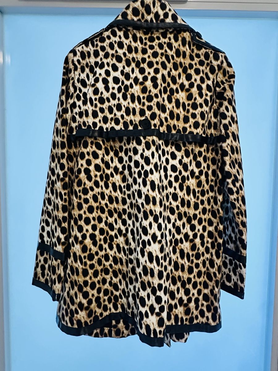 Roberto Cavalli Cappotti: Just Cavalli Leopard Print trench Coat - Size 42 IT – Usato da Vevey venduto da ledidream 5