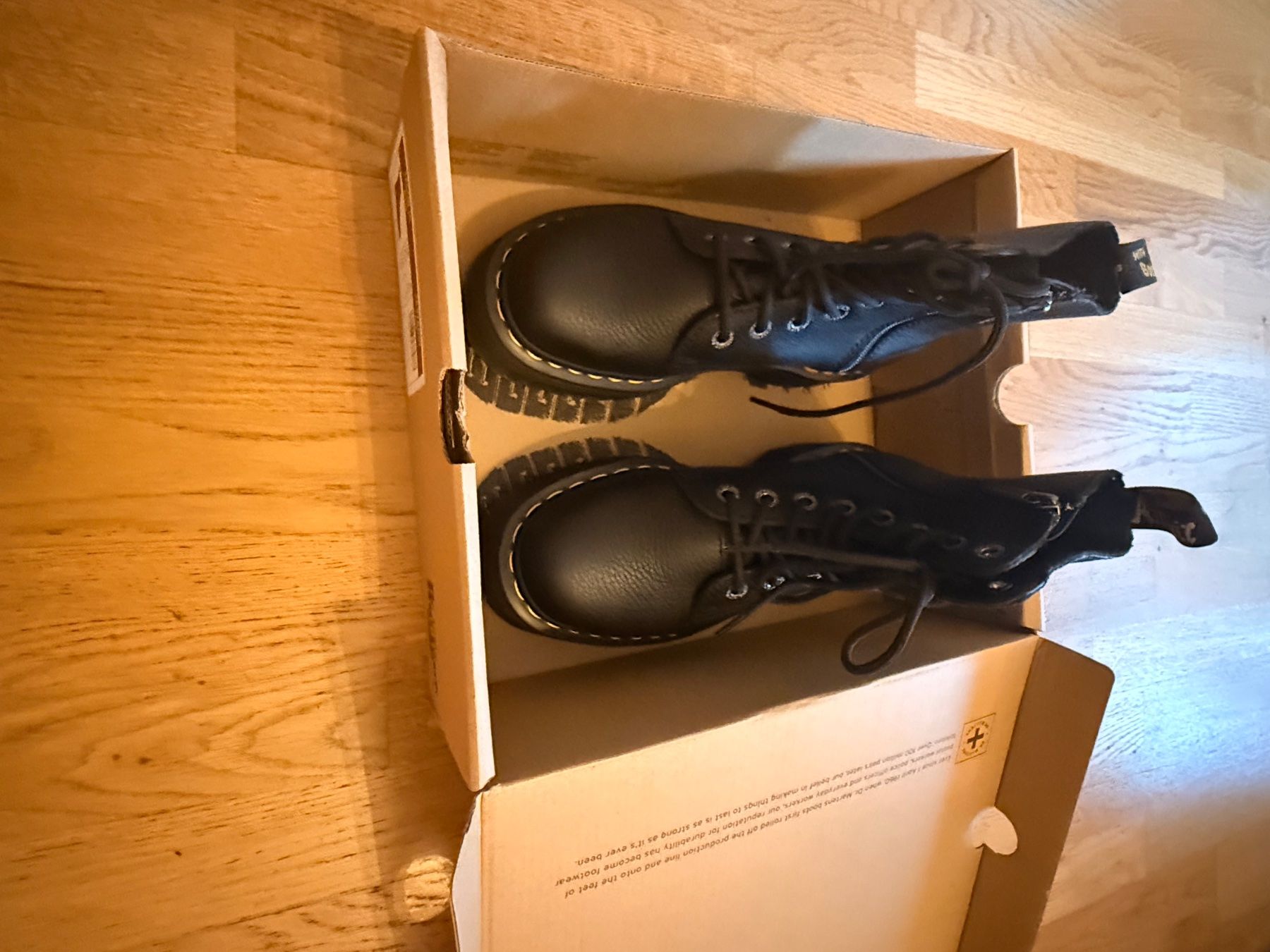 Dr. Martens Damenschuhe: Dr Martens boots 38 – Neu (gemäss Beschreibung) aus Zürich von car_sc6v