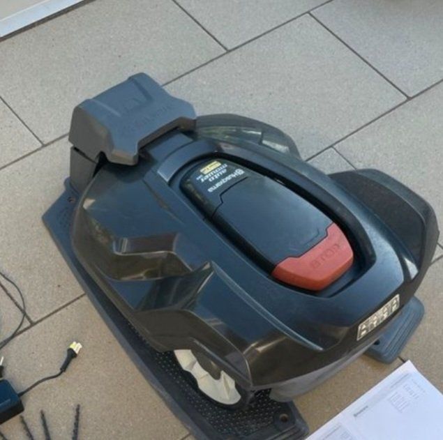 Husqvarna Tondeuses à gazon: Husqvarna automower 320. 2173h – D'occasion à Grenchen par Asus_