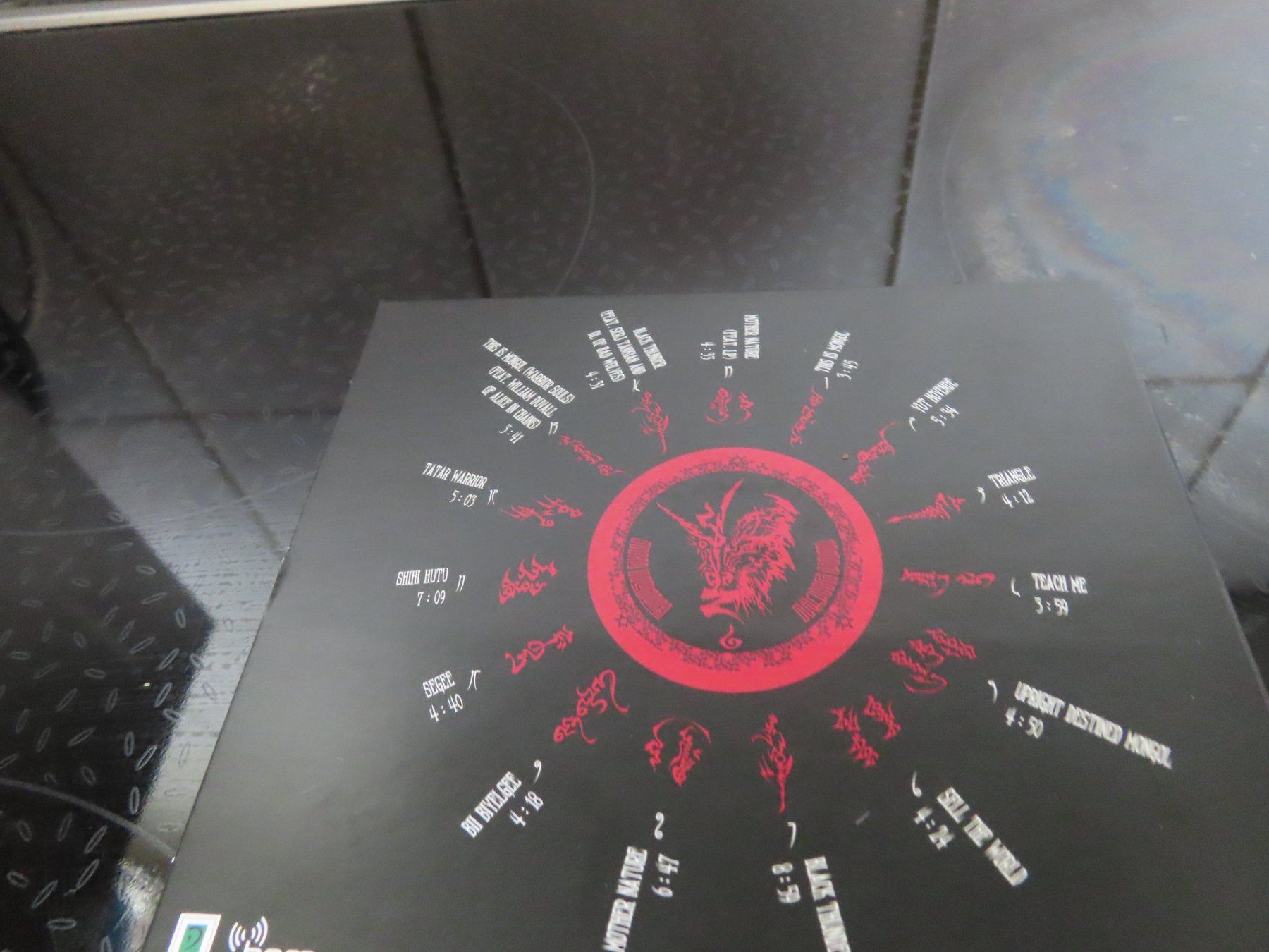 CD: The HU – Nuovo (secondo la descrizione) da Rüfenacht BE venduto da mada05 1