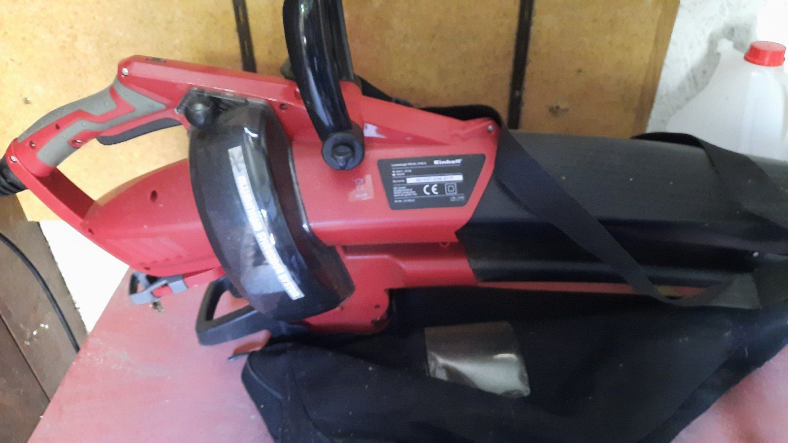 Einhell Soffiatori & Aspiratori per foglie: Einhell Laubsauger RG-EL 2700 E – Usato da Baden venduto da Boroda 1