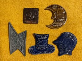E 5 Fasnachtsplaketten Boswil Räbemöschtler 1981 - 1998