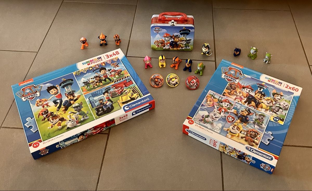 Giocattoli: Paw Patrol Set mit 2 Puzzles, Memory und Mini Figuren – Usato da Oberhasli venduto da Schneeschueh