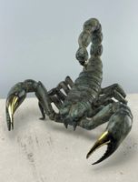 Sculpture scorpion en bronze patiné 25 cm