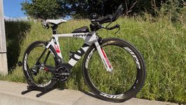 Cervelo P3 mit ZIPP 404 und Shimano Durace Di2 Zeitfahrrad