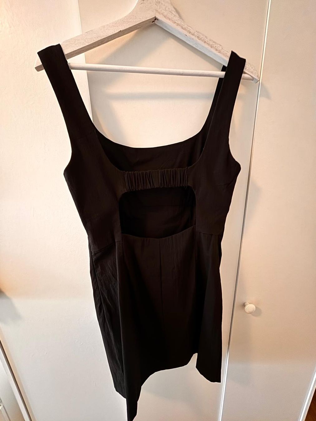 Kleider: Robe noire Mango - NEUVE - Taille M – Neu (gemäss Beschreibung) aus Romainmôtier von val_r8sn 2