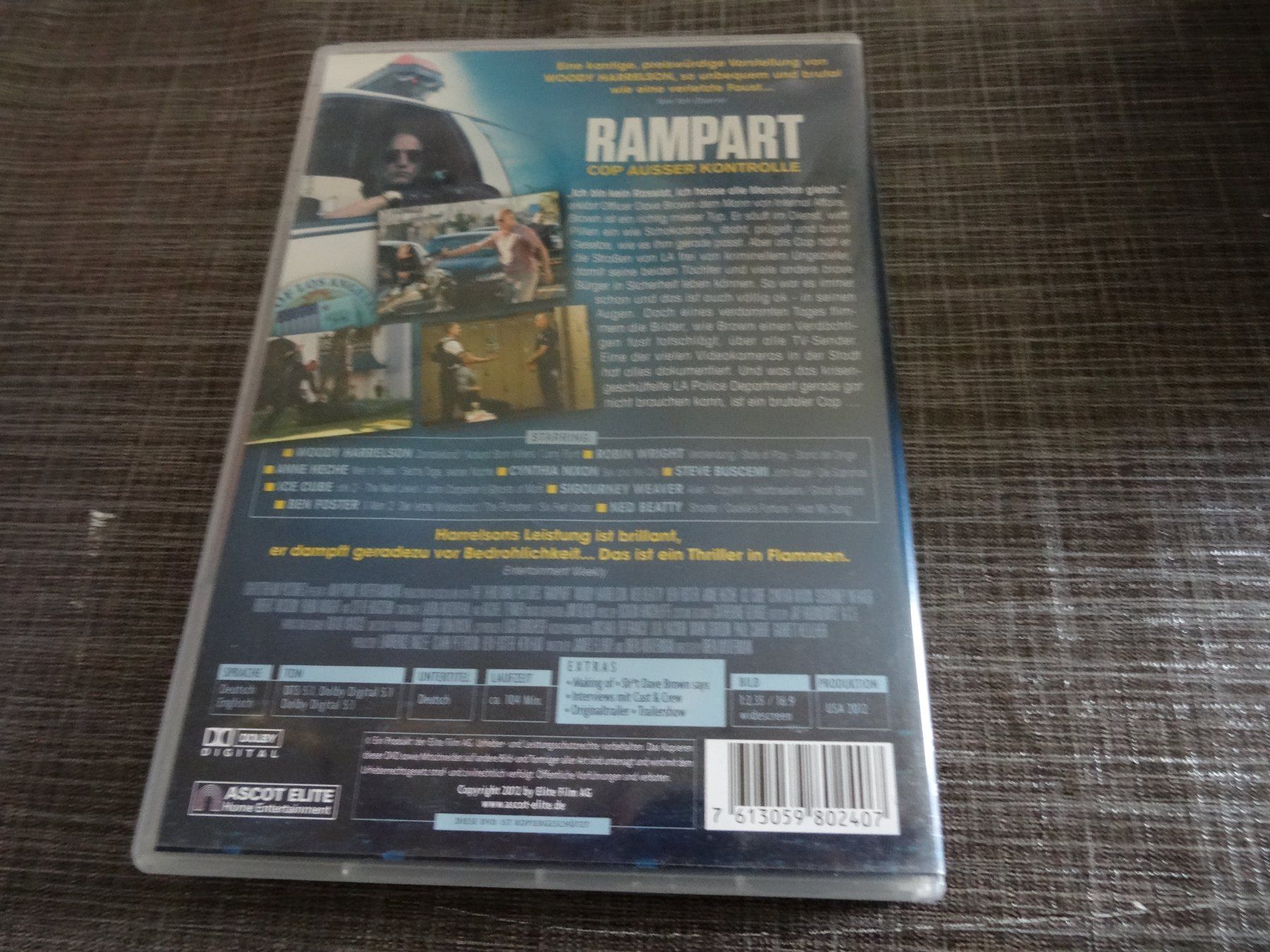 Tutti i DVDs: Rampart - Cop ausser Kontrolle DVD – Usato da Olten venduto da Disc-Verkauf 2