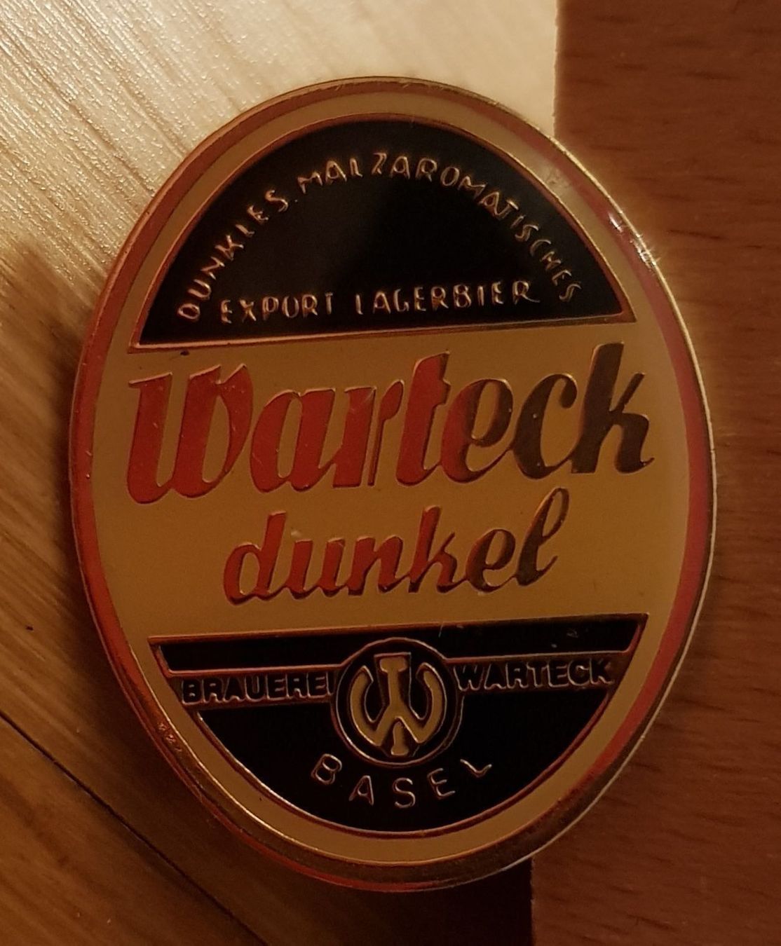 Basler Placchette & Badge: Warteck Basel Bier PIN – Usato da Emmenbrücke venduto da Herzog07
