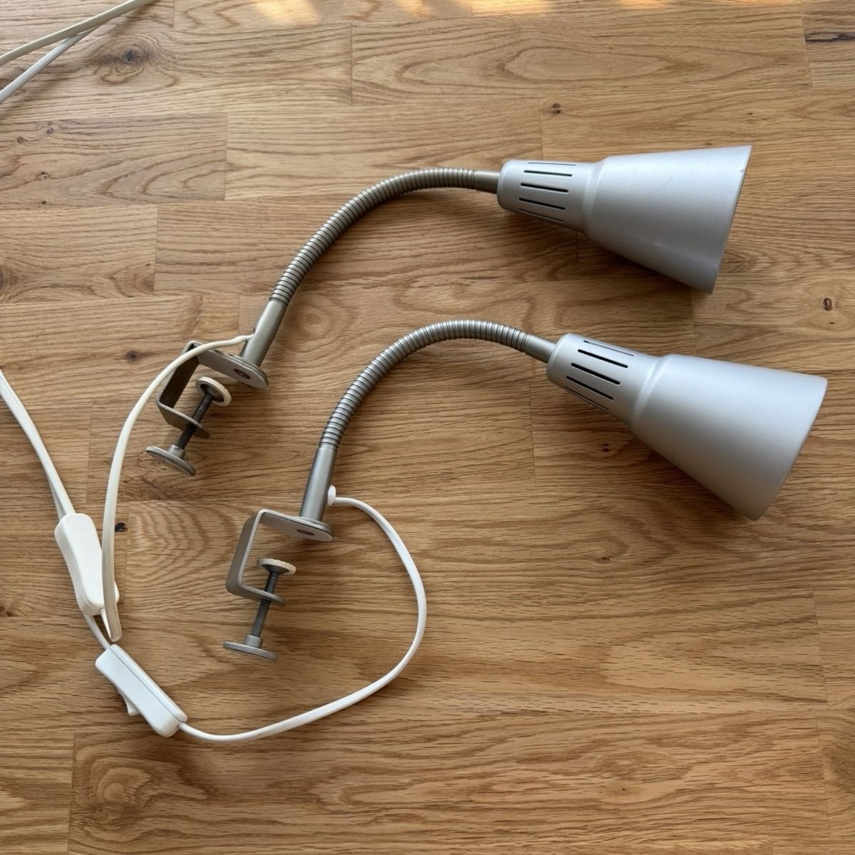 Ikea Lampade: 2x IKEA Jansjö Klemmleuchte silber – Usato da Uerkheim venduto da deyanzy 1