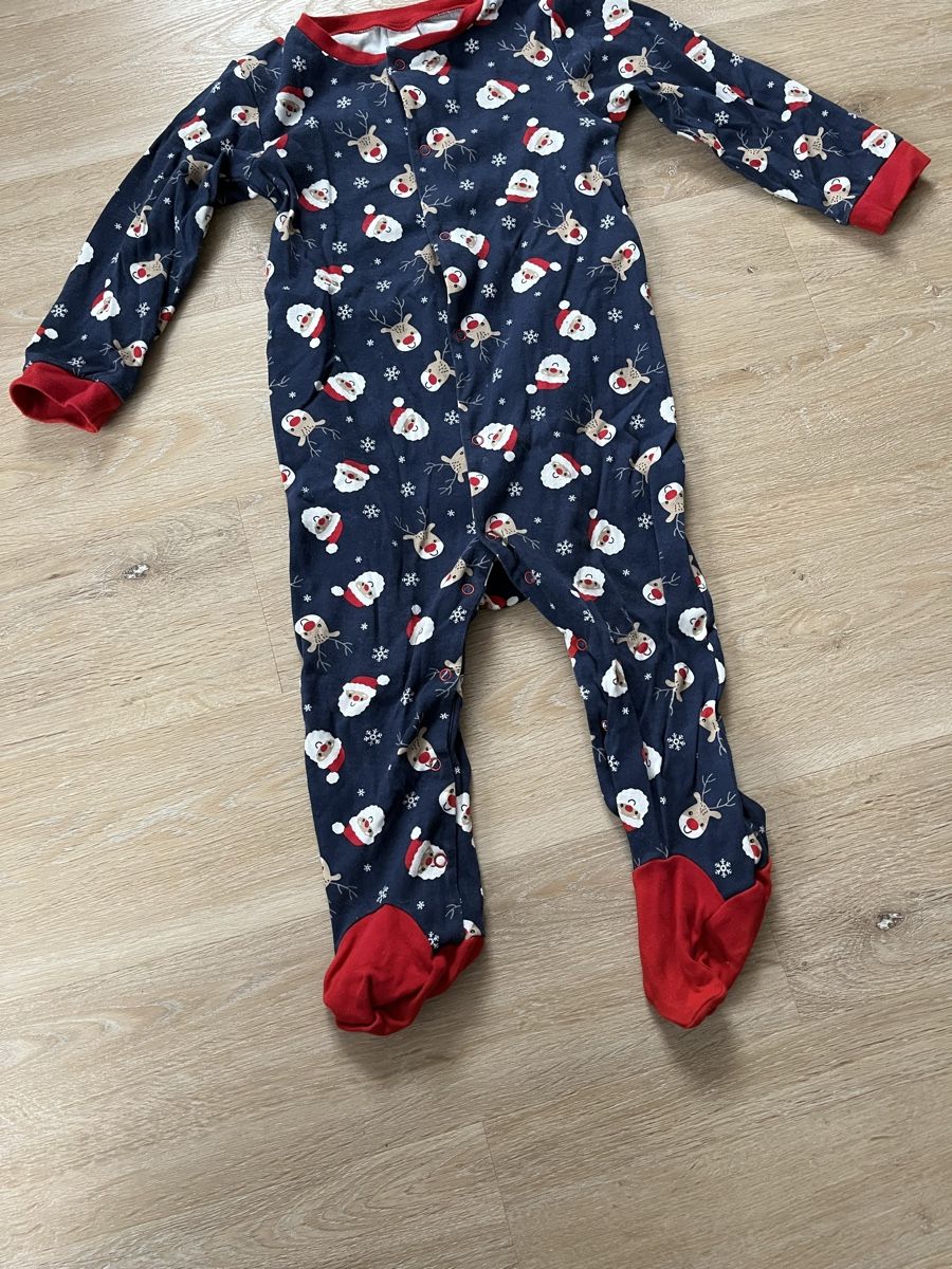 Ensembles coordonnés: Pyjama+Pullover Gr. 98 – D'occasion à Sulz AG par Zissi31324 1