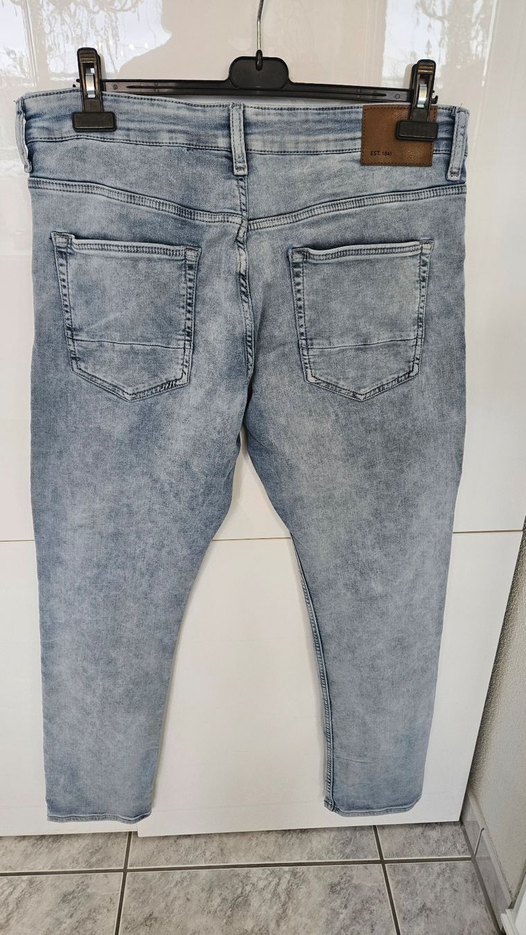C&A Jeans: C&A Flex Jog Jeans, W36 L32, neuwertig, hellblau – Usato da Gossau ZH venduto da fashiontwo 3