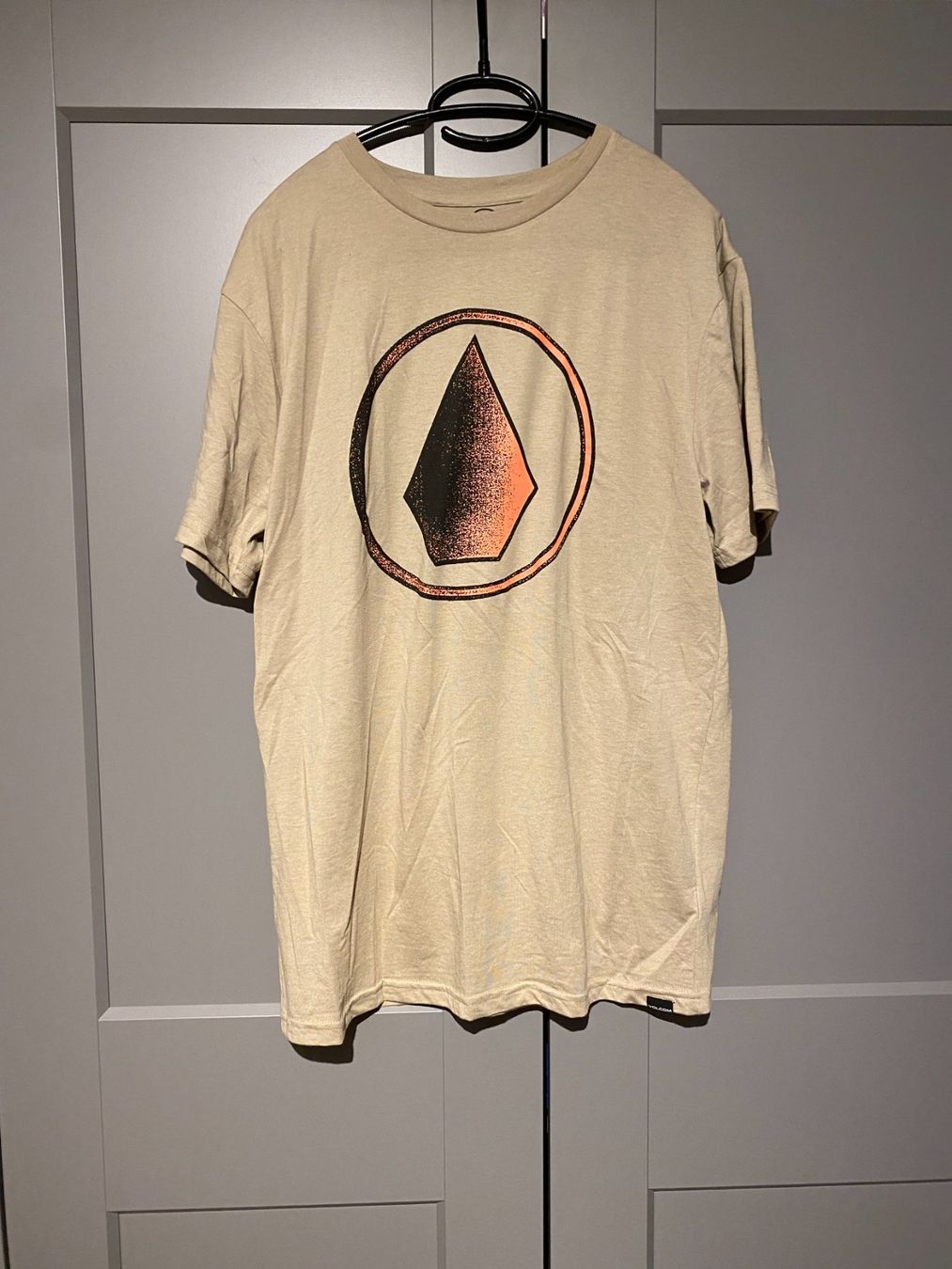 T-Shirts: Original Volcom T-Shirt – Neu (gemäss Beschreibung) aus Dübendorf von LeoneDelPiero