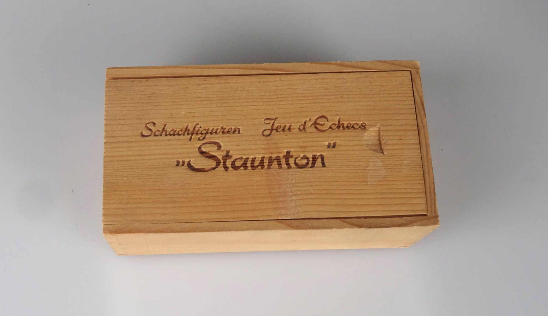 Giochi: STAUNTON Schachfiguren Set – Usato da Volketswil venduto da brockipfannenstil