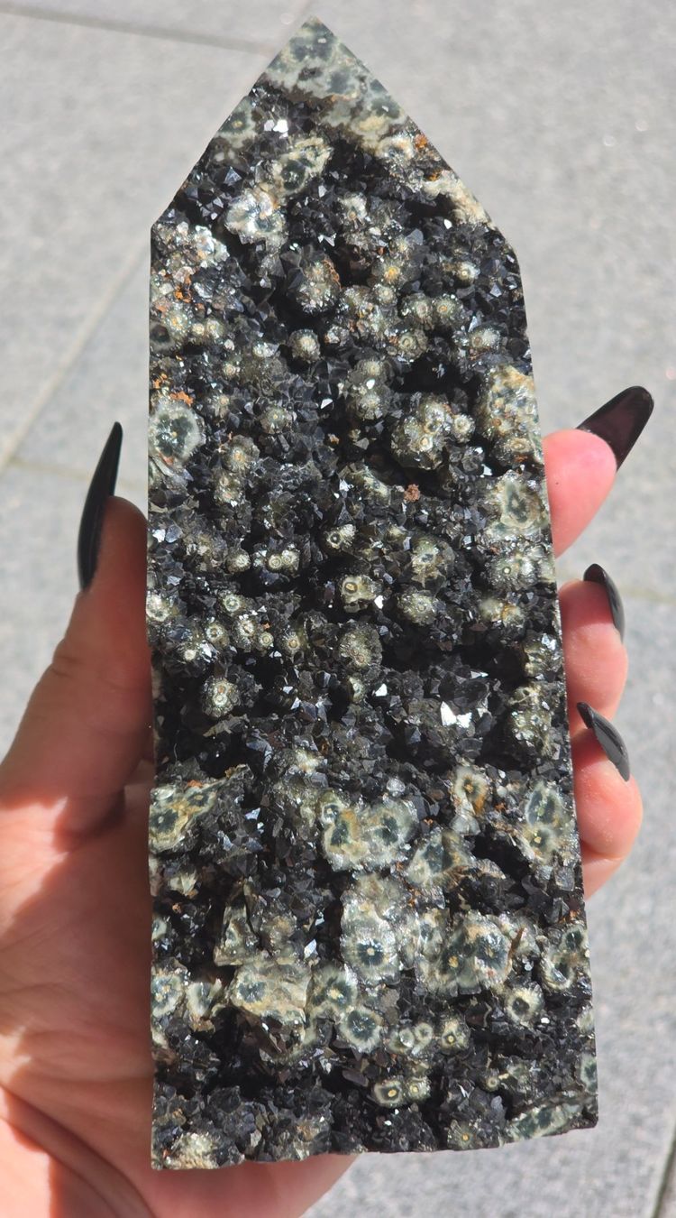 Minerali & Pietre curative: Top Regenwaldjaspis Obelisk 637g – Nuovo e nell'imballaggio originale da Matzingen venduto da Shay_Crystalz 2
