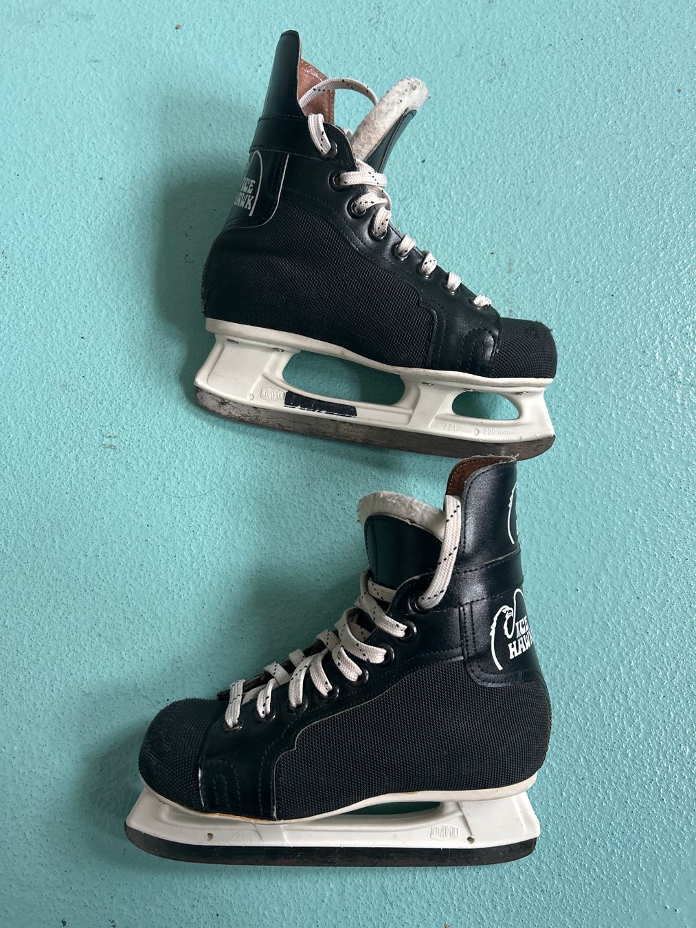 Pattini da ghiaccio: Schlittschuhe Gr 34 – Usato da Langenthal venduto da Otis8038 1