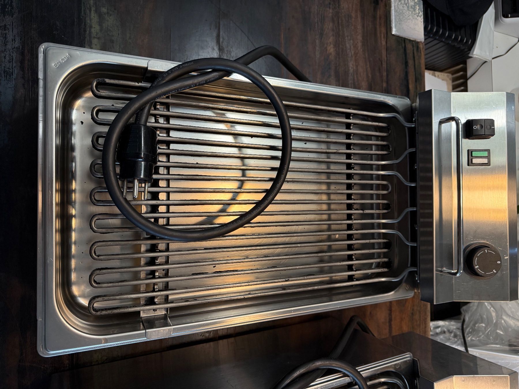 Bartscher Grills: Bartscher Wassergrill Profi – Gebraucht aus KLOTEN von brugz16 2