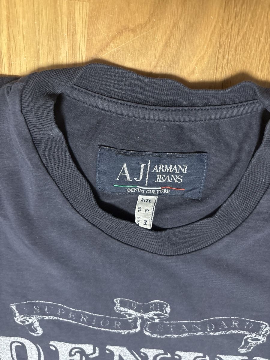 Armani T-shirt: Armani Jeans T-Shirt – Usato da Oberdorf BL venduto da monkeygoesape 1